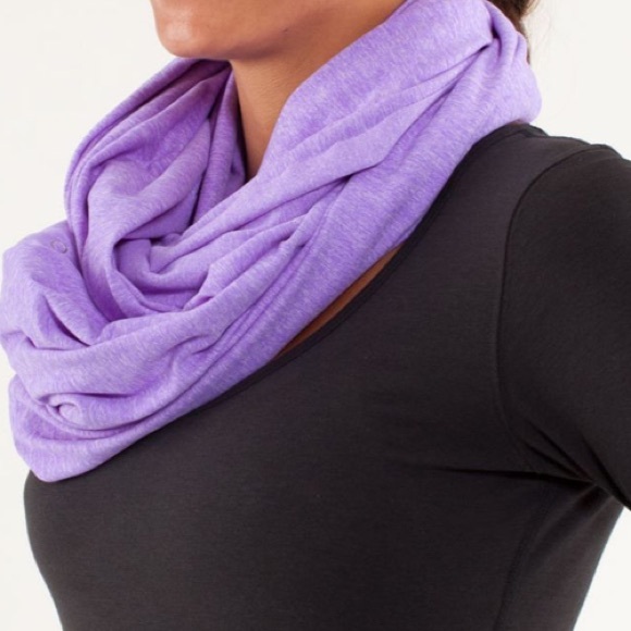 🍁50% Off Sale 🍁 Lululemon Vinyasa Scarf *Rulu Power Purple - Picture 3 of 11